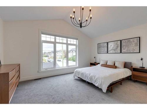 2201 31 Street Sw, Calgary, AB - Indoor Photo Showing Bedroom