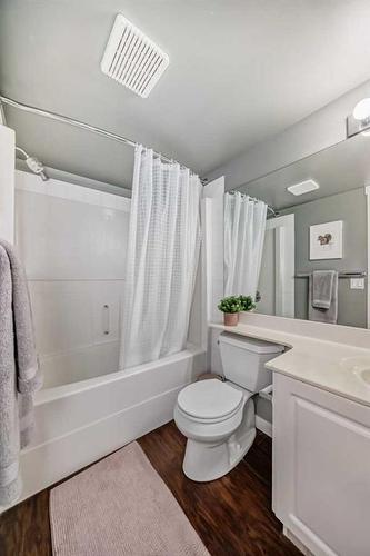 307-270 Shawville Way Se, Calgary, AB - Indoor Photo Showing Bathroom