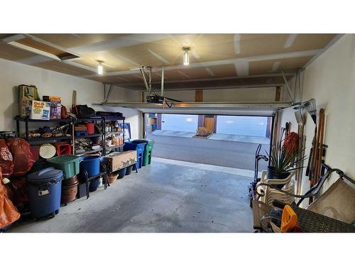 389 Midtown Gate Sw, Airdrie, AB - Indoor Photo Showing Garage