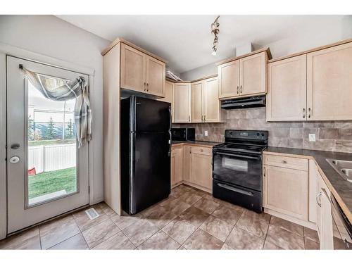 3104-111 Tarawood Lane Ne, Calgary, AB - Indoor Photo Showing Kitchen With Double Sink