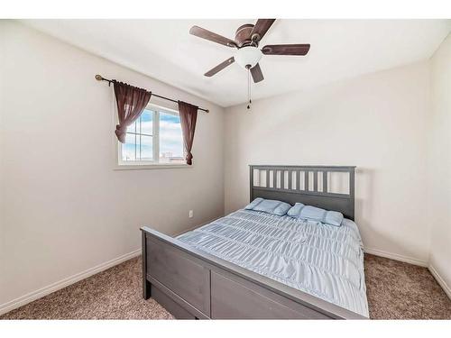 3104-111 Tarawood Lane Ne, Calgary, AB - Indoor Photo Showing Bedroom