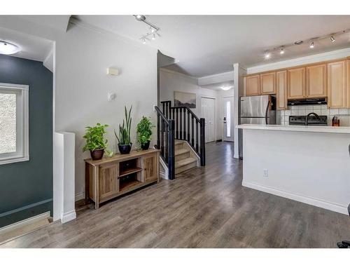 1713 23 Avenue Sw, Calgary, AB - Indoor Photo Showing Kitchen