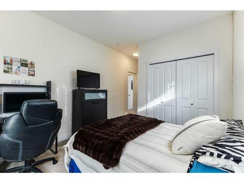 479 Canals Crossing, Airdrie, AB - Indoor Photo Showing Bedroom