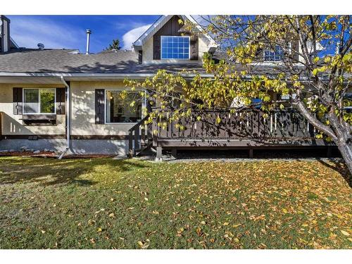 3-216 Three Sisters Drive, Canmore, AB - Outdoor