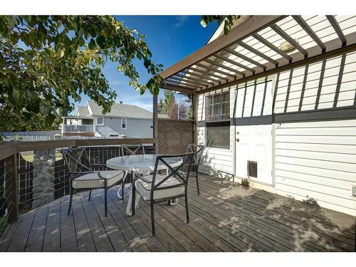 205 Somerset Drive Sw, Calgary, AB - Outdoor With Deck Patio Veranda With Exterior