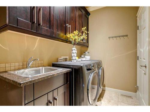 2407 27 Street Sw, Calgary, AB - Indoor Photo Showing Laundry Room