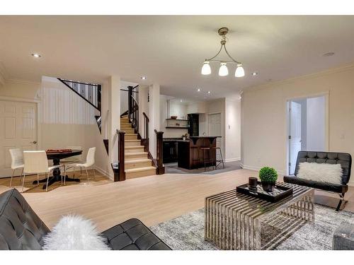 2407 27 Street Sw, Calgary, AB - Indoor Photo Showing Living Room