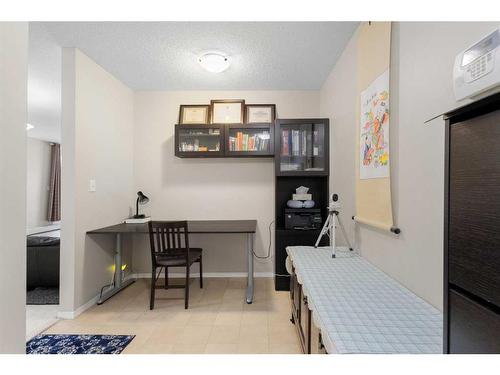 124-195 Kincora Glen Road Nw, Calgary, AB - Indoor Photo Showing Other Room