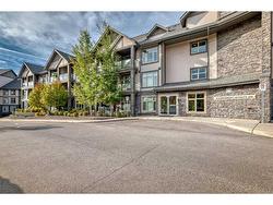 110-15 Aspenmont Heights SW Calgary, AB T3H 0E3