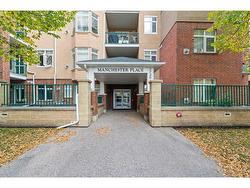 205-5720 2 Street SW Calgary, AB T2H 3B3