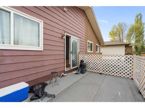 39 Bermuda Drive Nw, Calgary, AB - Outdoor With Deck Patio Veranda With Exterior