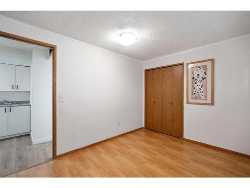 39 Bermuda Drive Nw, Calgary, AB - Indoor