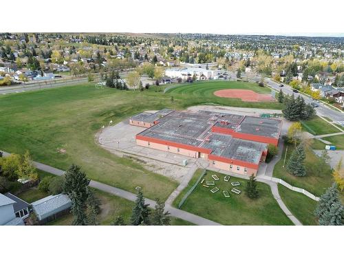 39 Bermuda Drive Nw, Calgary, AB - Outdoor With View