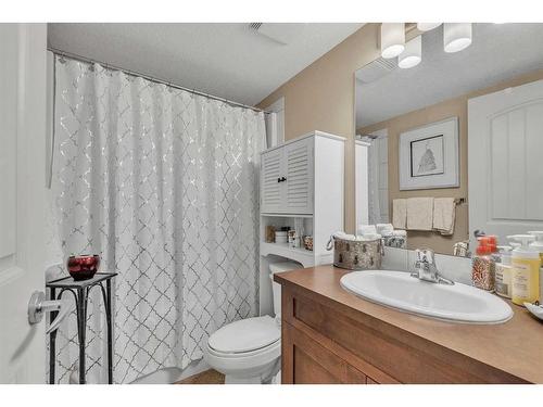 1208-450 Sage Valley Drive Nw, Calgary, AB - Indoor Photo Showing Bathroom