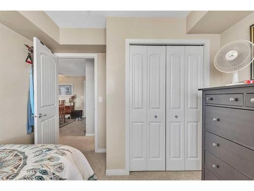 1208-450 Sage Valley Drive Nw, Calgary, AB - Indoor Photo Showing Bedroom