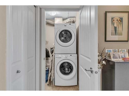 1208-450 Sage Valley Drive Nw, Calgary, AB - Indoor Photo Showing Laundry Room