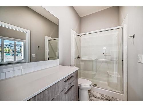 2124-60 Skyview Ranch Road Ne, Calgary, AB - Indoor Photo Showing Bathroom