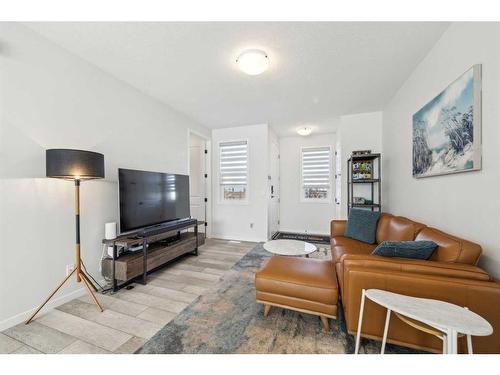 3959 206 Avenue Se, Calgary, AB - Indoor Photo Showing Living Room