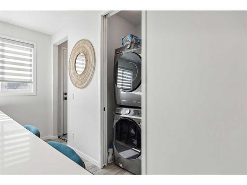 3959 206 Avenue Se, Calgary, AB - Indoor Photo Showing Laundry Room