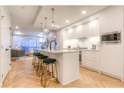 506-8505 Broadcast Avenue Sw, Calgary, AB - Indoor Photo Showing Kitchen With Upgraded Kitchen