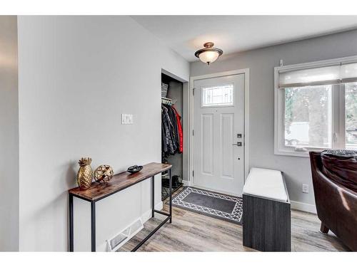 64 Healy Drive Sw, Calgary, AB - Indoor Photo Showing Other Room