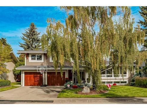 1412 70 Avenue Sw, Calgary, AB - Outdoor With Facade