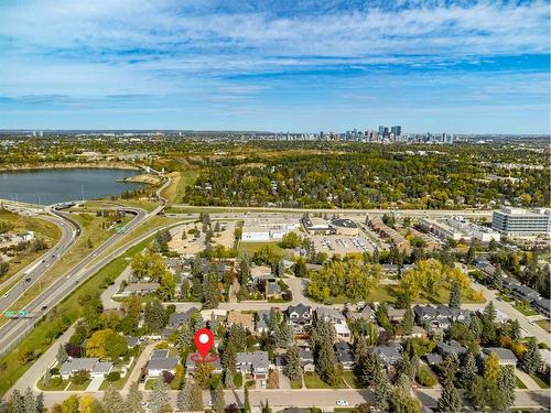 1412 70 Avenue Sw, Calgary, AB - Outdoor With View