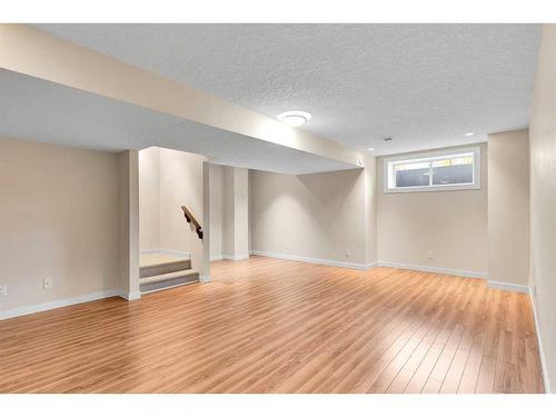 2801 Dallaire Avenue Sw, Calgary, AB - Indoor Photo Showing Other Room