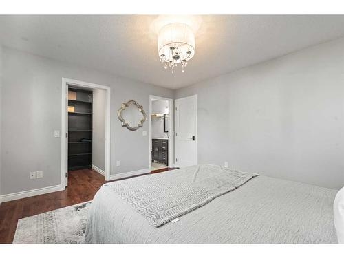 125 Aspen Way, Vulcan, AB - Indoor Photo Showing Bedroom