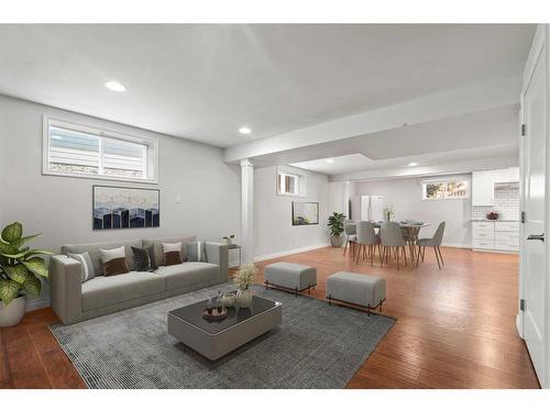 125 Aspen Way, Vulcan, AB - Indoor Photo Showing Living Room