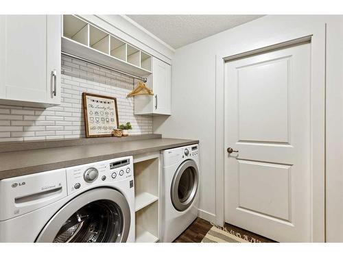 87 Cranbrook Way Se, Calgary, AB - Indoor Photo Showing Laundry Room