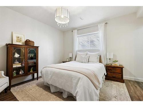 87 Cranbrook Way Se, Calgary, AB - Indoor Photo Showing Bedroom