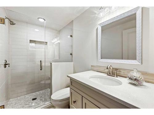 87 Cranbrook Way Se, Calgary, AB - Indoor Photo Showing Bathroom