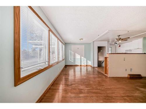 268 Acadia Drive Se, Calgary, AB - Indoor Photo Showing Other Room