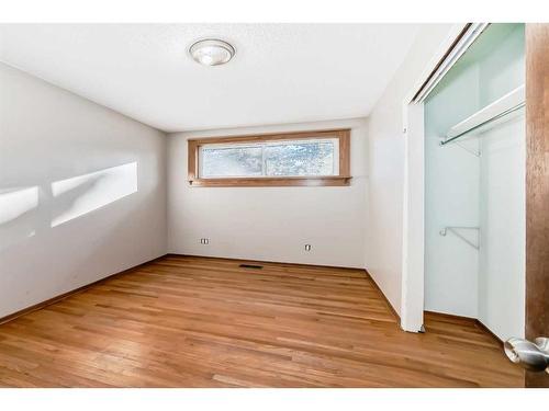 268 Acadia Drive Se, Calgary, AB - Indoor Photo Showing Other Room