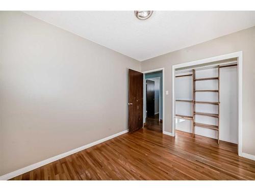 268 Acadia Drive Se, Calgary, AB - Indoor Photo Showing Other Room