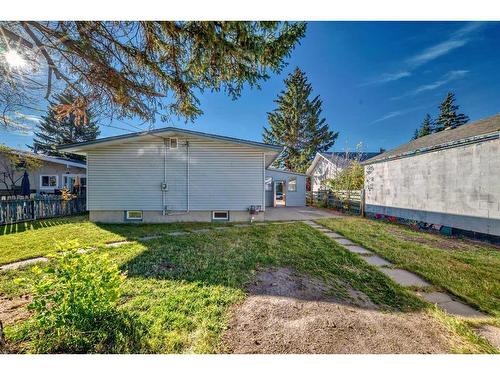 268 Acadia Drive Se, Calgary, AB - Outdoor