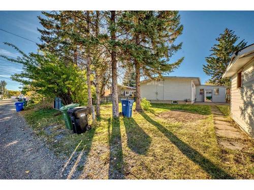 268 Acadia Drive Se, Calgary, AB - Outdoor