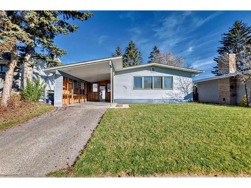 268 Acadia Drive Se, Calgary, AB - Outdoor