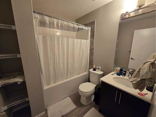 165 Redstone Drive Ne, Calgary, AB - Indoor Photo Showing Bathroom