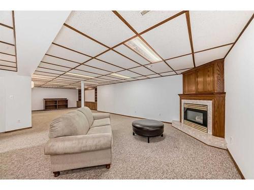 831 104 Avenue Sw, Calgary, AB - Indoor With Fireplace