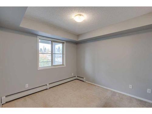 2310-1317 27 Street Se, Calgary, AB - Indoor Photo Showing Other Room