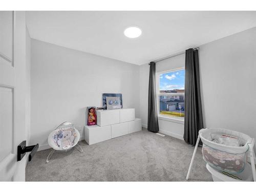 274 Seton Villas Se, Calgary, AB - Indoor Photo Showing Bedroom