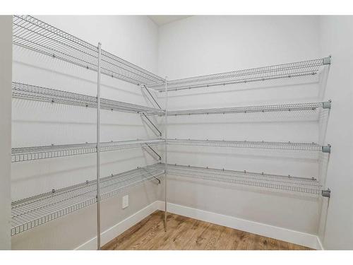 330 Yorkville Road Sw, Calgary, AB - Indoor With Storage