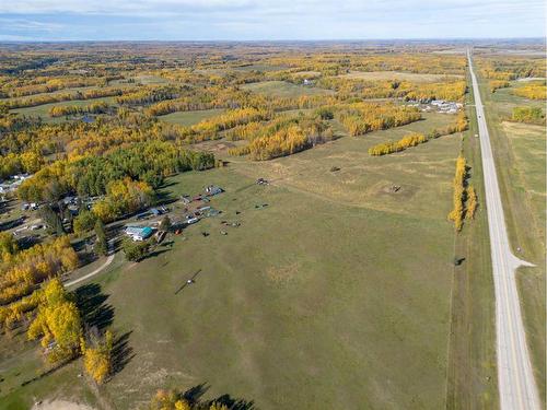 502 5 Avenue East, Winfield, AB 