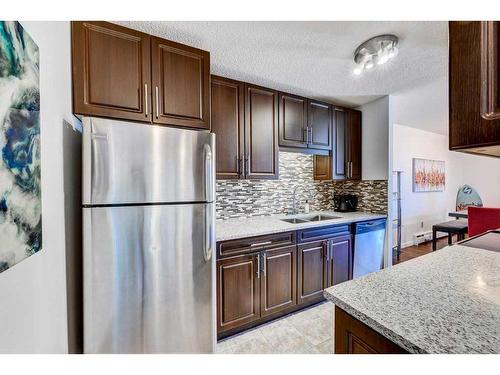 804-1213 13 Avenue Sw, Calgary, AB - Indoor Photo Showing Kitchen With Stainless Steel Kitchen With Double Sink