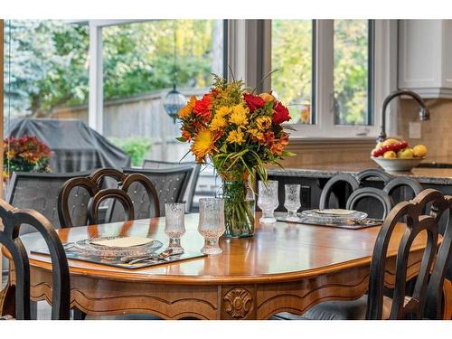 14936 Parkland Boulevard Se, Calgary, AB - Indoor Photo Showing Dining Room