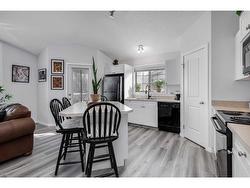 202-31 Everridge Square  Calgary, AB T2Y 5J7