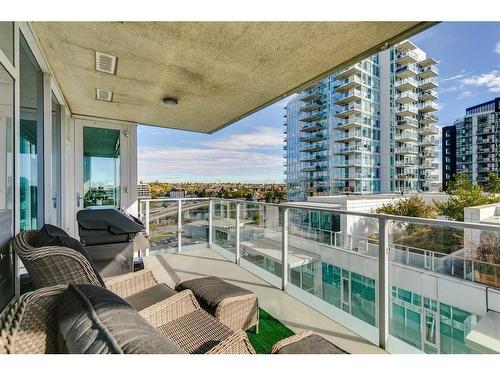 905-510 6 Avenue Se, Calgary, AB - Outdoor With Balcony With Exterior