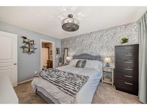 103 Auburn Bay Common Se, Calgary, AB - Indoor Photo Showing Bedroom